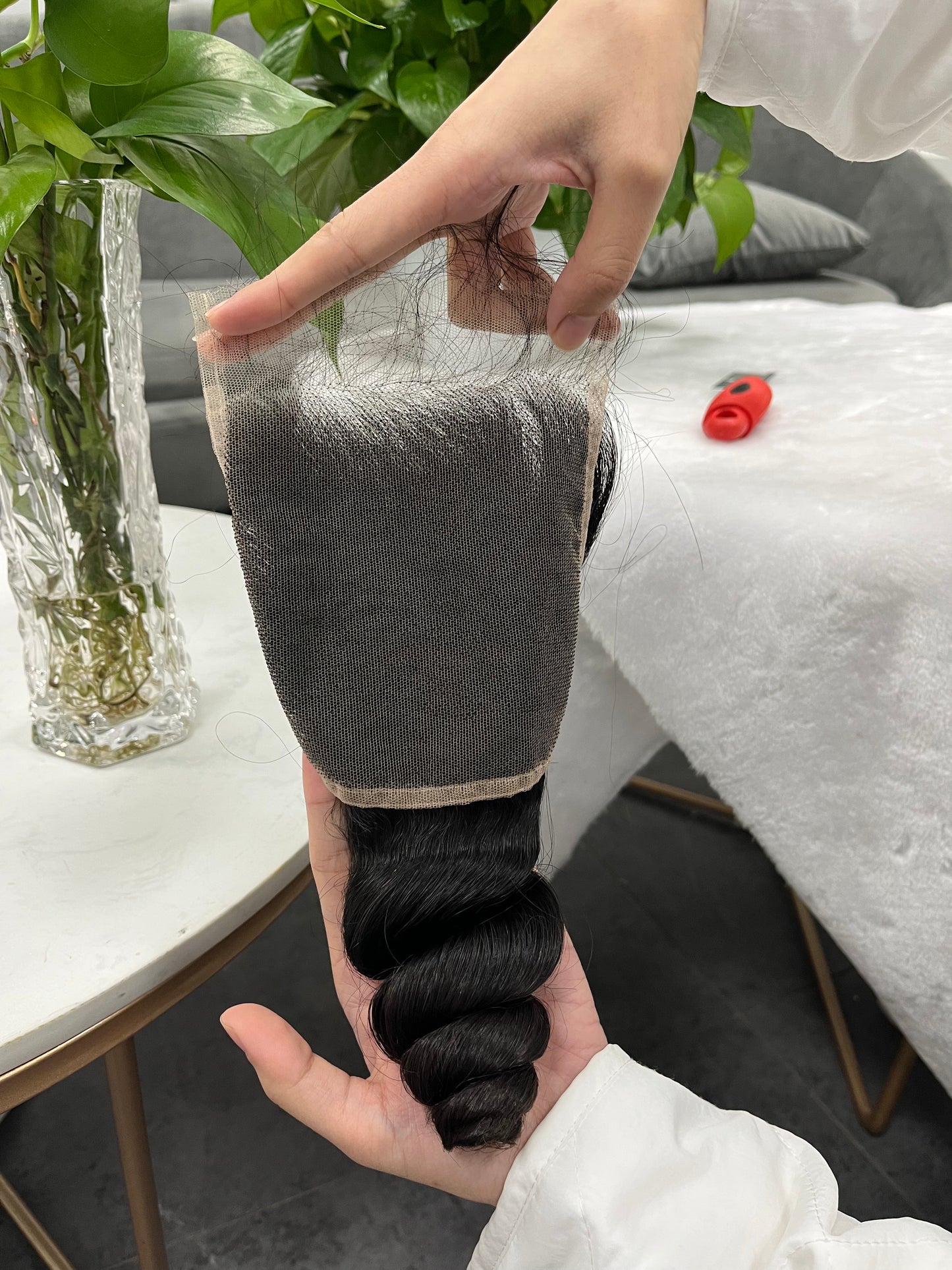 Top Virgin Loose Wave HD /Transparent Lace Closure #1B