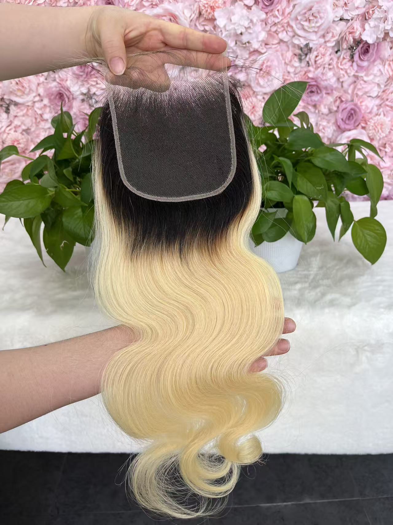 Raw  russia blonde hair Body Wave HD  Lace Closure